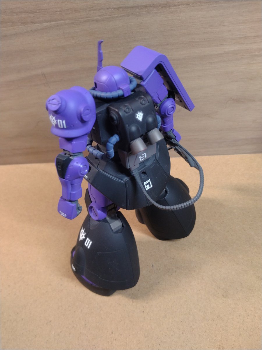 zep_ogr's tweet photo. #HG
#ORIGIN
MS-06RD-4
天気を気にせずトップコート！
若干かぶりました笑

クシャ届きました
箱でけぇ
しかもガッツリ詰まってやがる
パーツチェックして箱に
アリュより時間掛かりそう

ついでに届いたQMSV
単品購入でしたが自分的には一番無いなという色が…
アクシズショックカラーだと思うことに https://t.co/oSnFl58BWZ