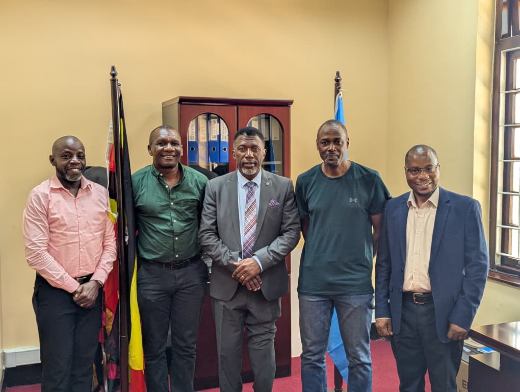 teammatooke's tweet photo. The organizing committee of the Matooke City to City Marathon is delighted to announce that it has received the official endorsement and full backing of the Kampala Capital City Lord Mayor @RonaldBalimwezo #MatookeC2CMarathon #KampalaToEntebbe #RunForYorLife https://t.co/Md1ZfWogSD