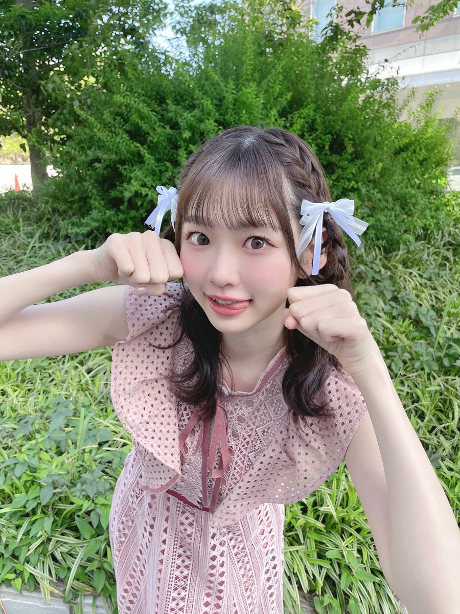Hime_Sayaoshi's tweet photo. お誕生日おめでとう🎉
やぶさやちゃんのニコニコ笑顔、大好きです！
推し始めてまだ1年しか経ってない新米だけどこれからも推してく〜！
来年は生誕祭とか撮影会とか行ってみたいなぁ
 #やぶさや
 #八伏紗世 https://t.co/qyBfDrWSFL