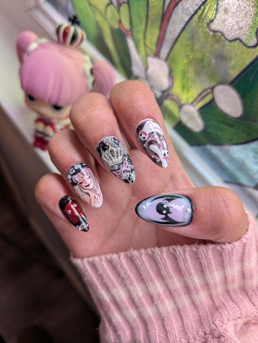 poupeechagrin's tweet photo. new perona nails just dropped https://t.co/xSW0cp4IX3