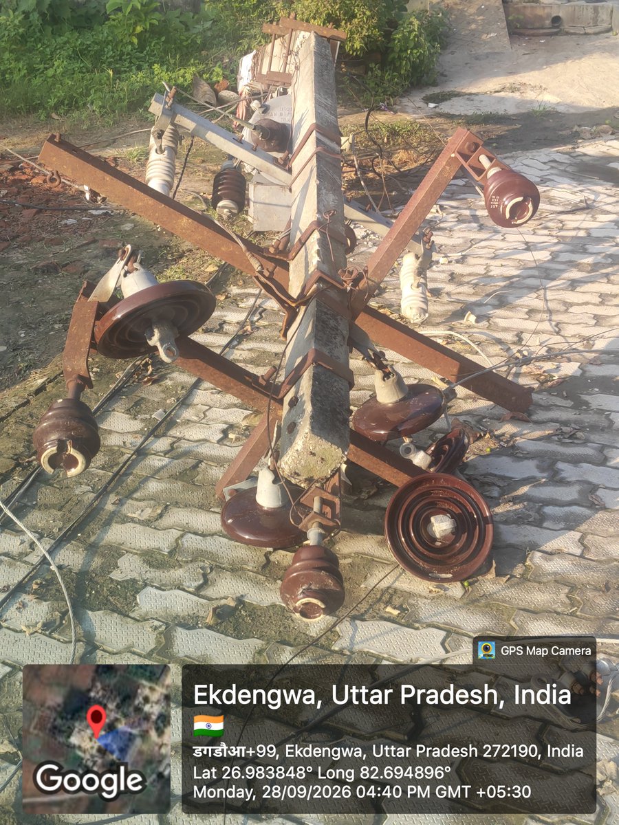 babbupramod1's tweet photo. विद्युत उपकेंद्र भानपुर जनपद बस्ती के अंतर्गत ग्राम डगडौआ कई पोल गिर गए हैं जिससे विद्युत आपूर्ति पूर्ण रूप से बाधित है 

अति शीघ्र विद्युत बहाल करने का कष्ट करें 
@ChairmanUppcl @UPPCLLKO @aksharmaBharat @Puvvnlbast @PUVVNLBASTICZE @PuVVNLHQ https://t.co/HtmVZVCO0r