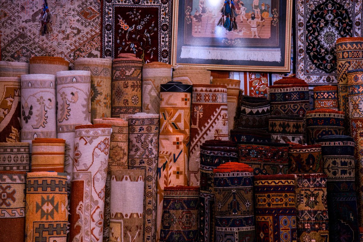 muslimpicture's tweet photo. Turkish Carpets. https://t.co/IVWui2lKQc
