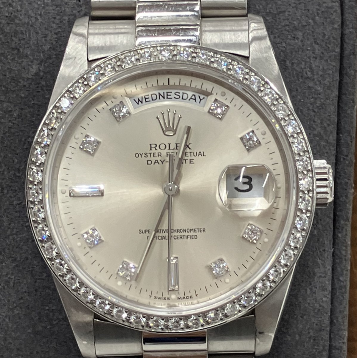 daikichiauction's tweet photo. おはようございます🐓
大吉オークション事務局です。  

本日で4日大会の下見が最終日です🍎
 ◆下見予約はHPにて受付中◆
 https://t.co/9xlBXeMl7H 

皆様のご来場お待ちしております🌾

＃大吉オークション　#ロレックス　＃デイデイト　＃ルイヴィトン　＃カプシーヌ https://t.co/92F039OFEL