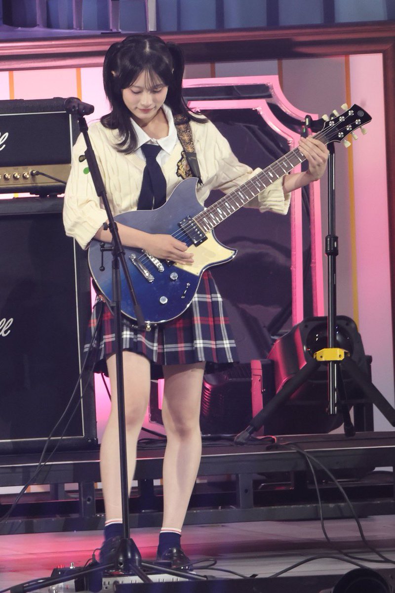 kairi_okumoto's tweet photo. AKBで弾いて欲しい曲ありますか❓ https://t.co/KTFSAr6DSE