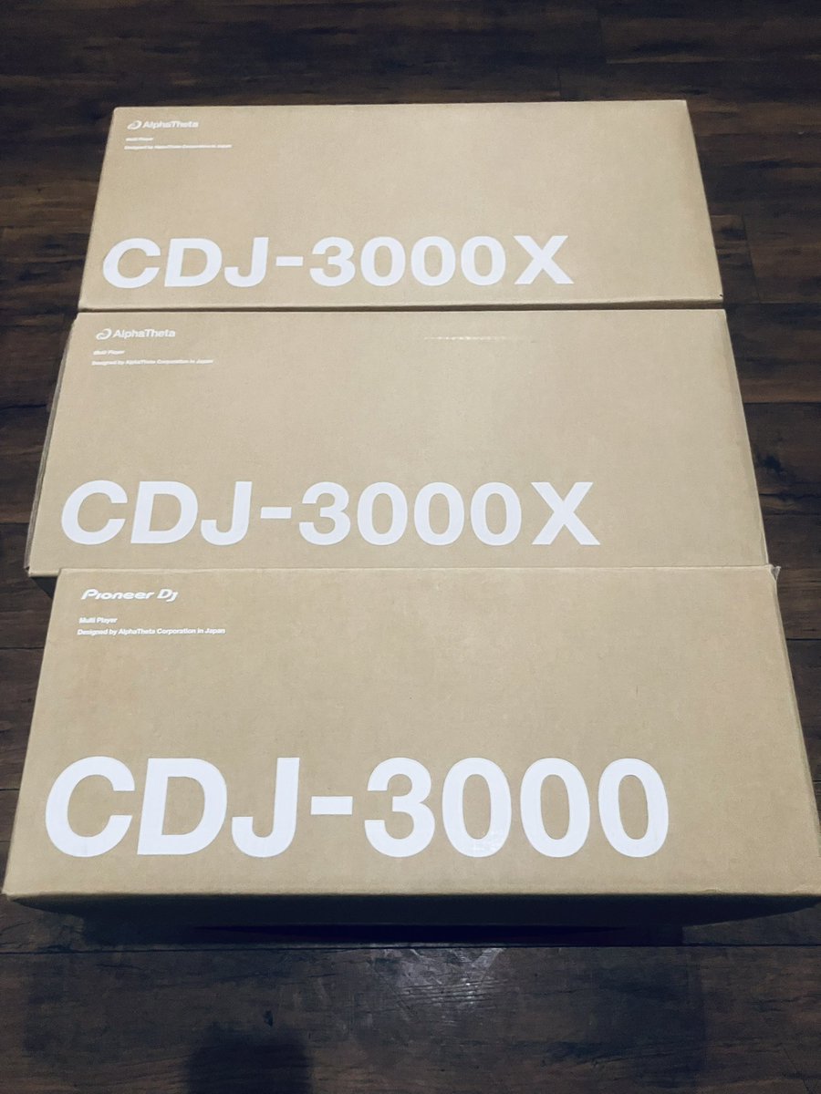 shaftsendai's tweet photo. 【お知らせ】

CDJ 3000X 2台
CDJ 3000 1台
を導入しました。

現状の2000NXS2とあわせて
ご希望の機種を選んでご利用下さい。 https://t.co/mMPbkBjjwK