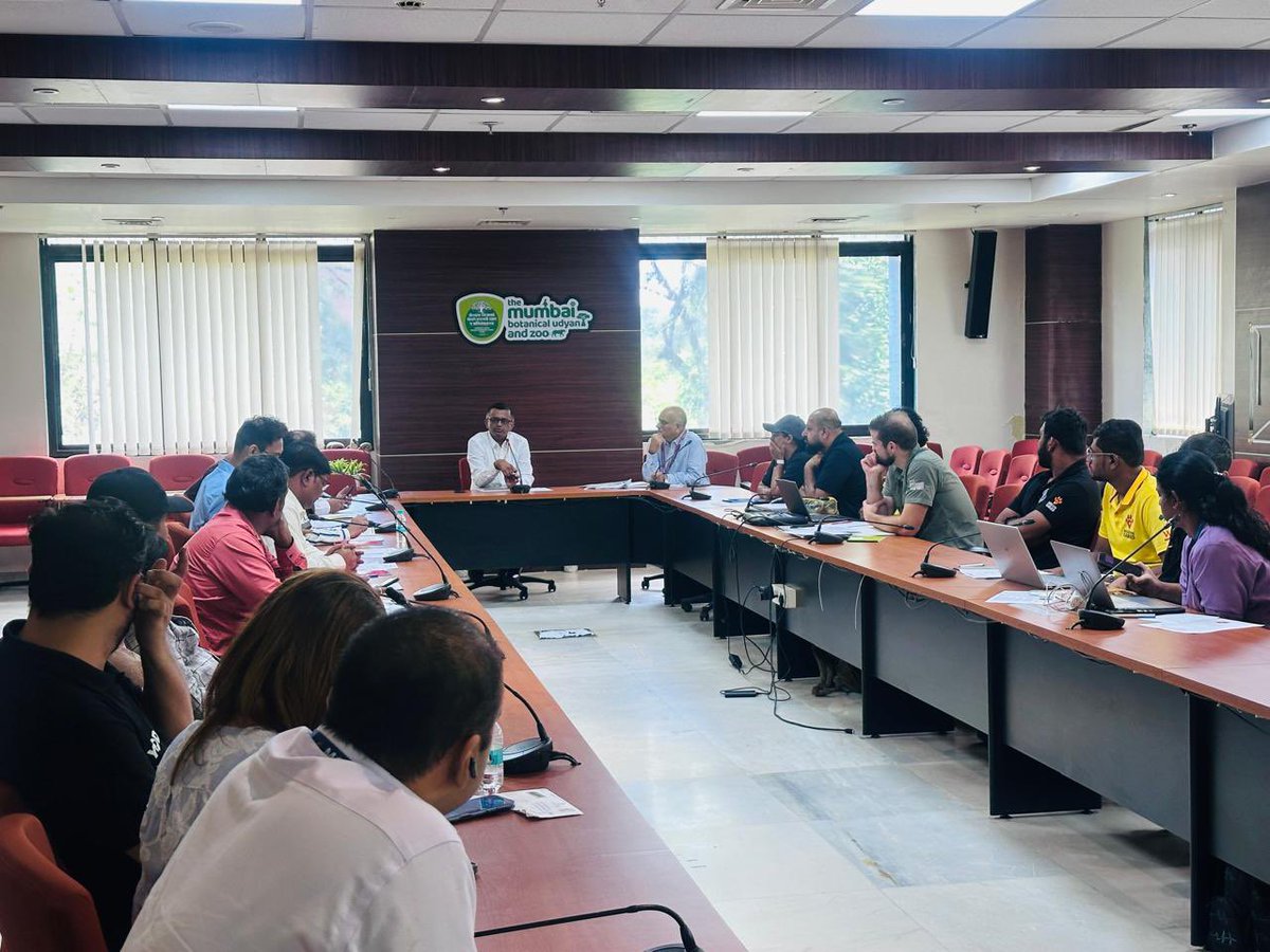 nrcpmohfw's tweet photo. On the eve of #WorldRabiesDay, @NCDCIndia MoHFW facilitated the inauguration of Mumbai Rabies Elimination Project Phase 2 Mass Dog Vaccination in the presence of Hon'ble Mayor Smt. Ritu Rajesh Tawde, and chaired the Rabies Taskforce meeting to review elimination measures.#ZeroBy3 https://t.co/eTDPbz3ZUg