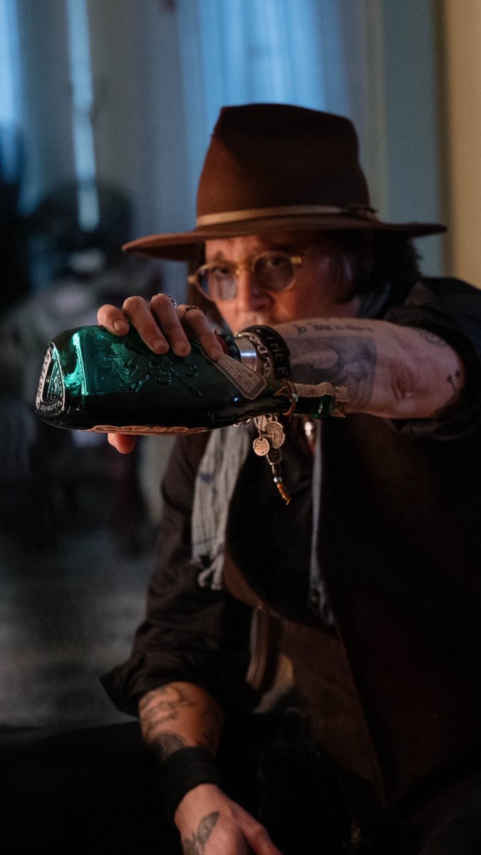 Johnnydepp34_7's tweet photo. Three Heart Rum—born from music, friendship, and a little rebellion. 🥃🎸❤️ https://t.co/HPiQZZMfUN