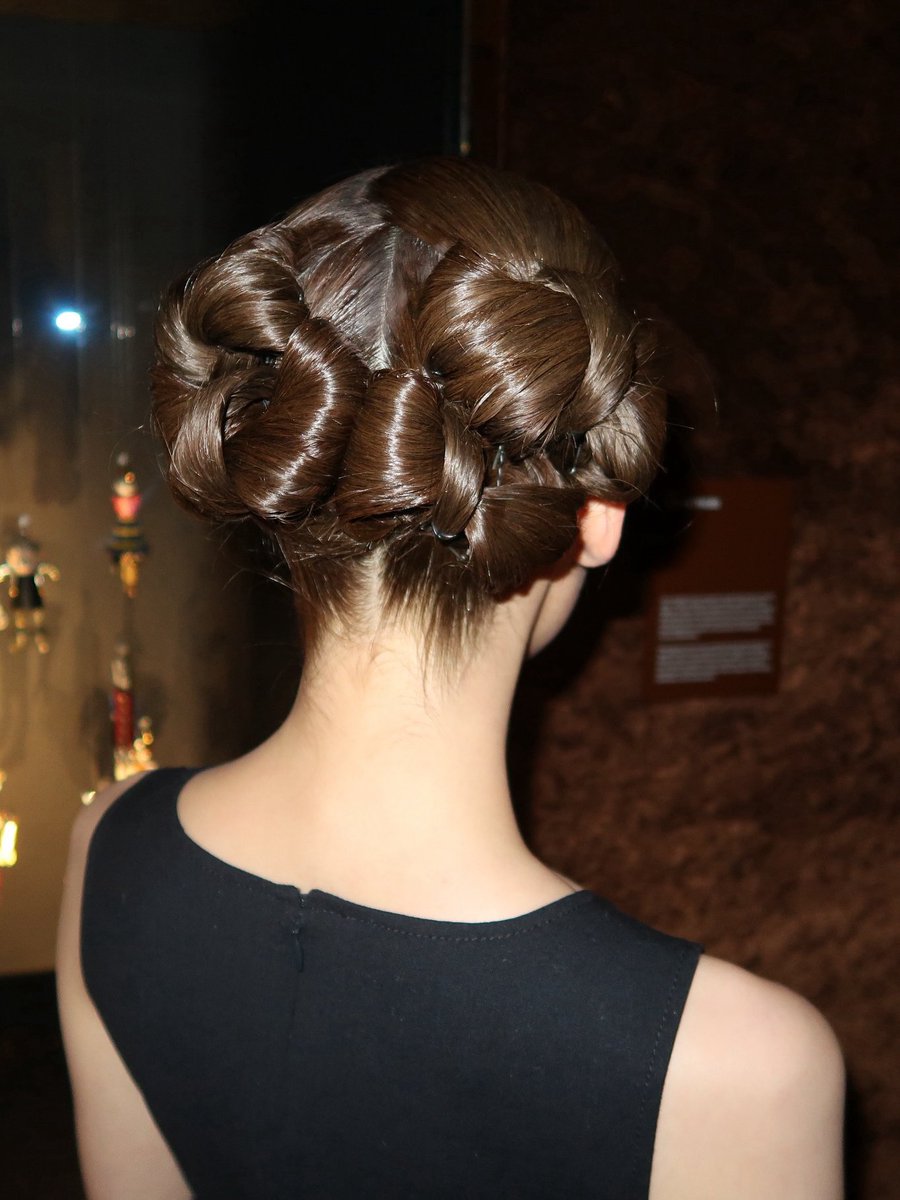 godmitzu's tweet photo. SANA FOR PRADA IN THIS HAIRSTYLE SHE'S SO CUTE https://t.co/yJ0tQ12cq4