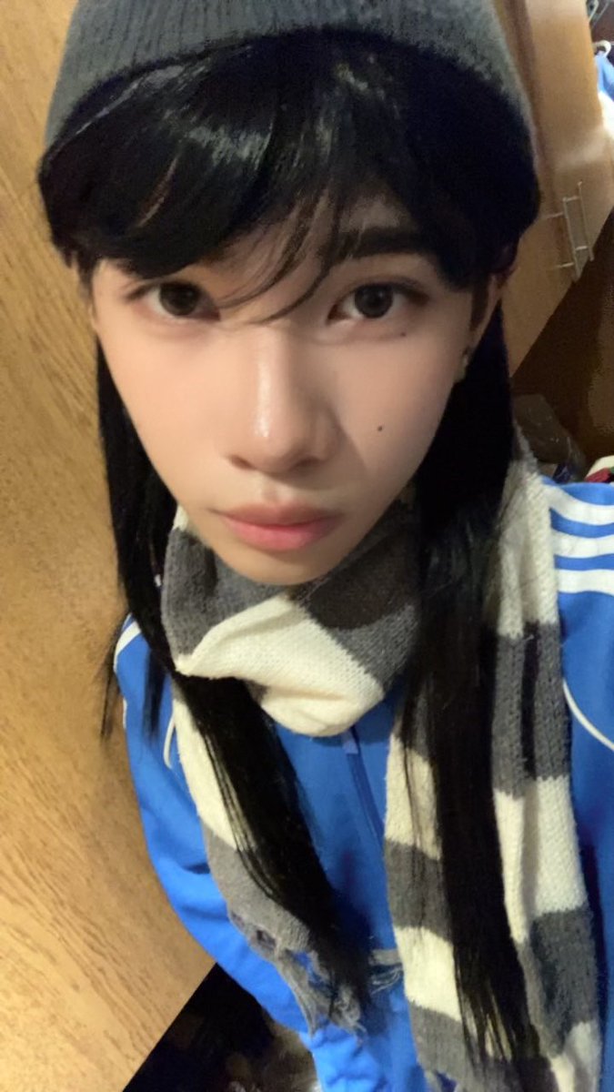 esceiz's tweet photo. Man in a wig https://t.co/sqcOO7OnGY