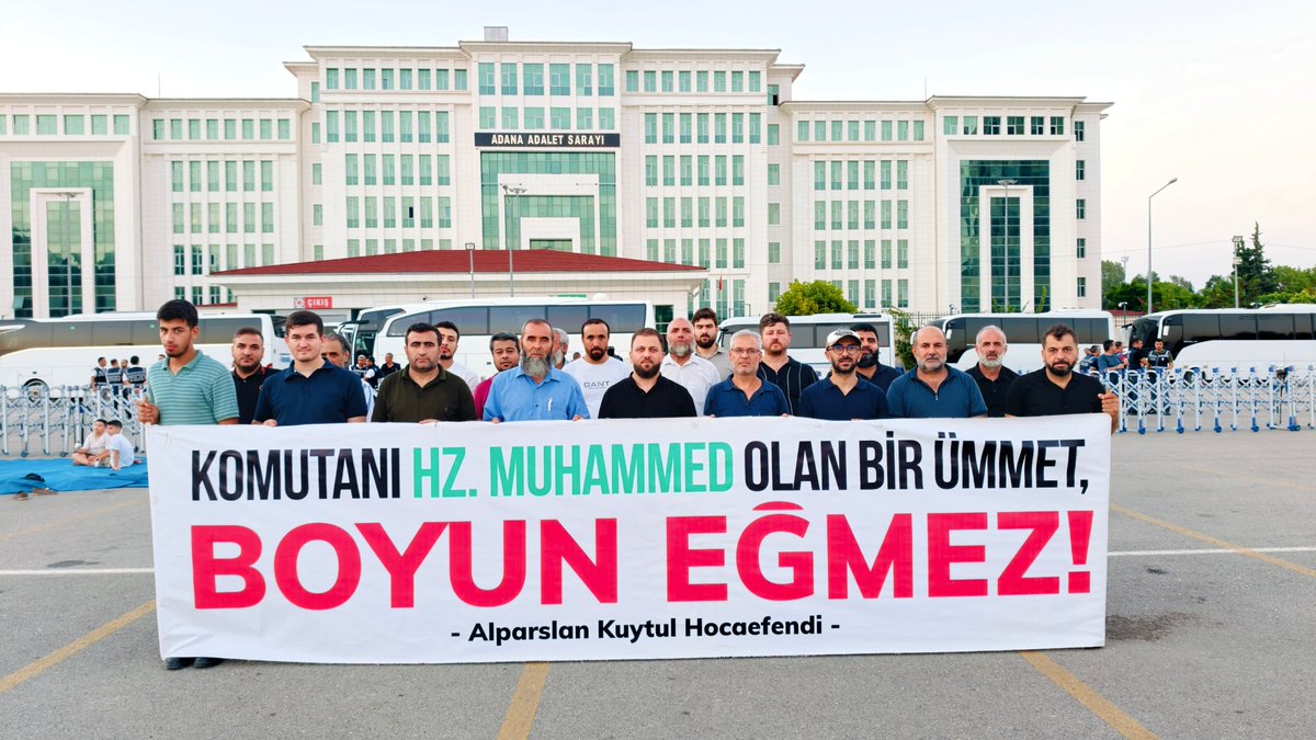 Usamecbk's tweet photo. Kardeşlerimiz serbest kalana dek beklicez!!!

AdaletIstemek SuçDeğil
#AdanaAdliyeOnüBekleyiş
Kardeşlerimizi SerbestBırakın https://t.co/gaNo4z6FiZ