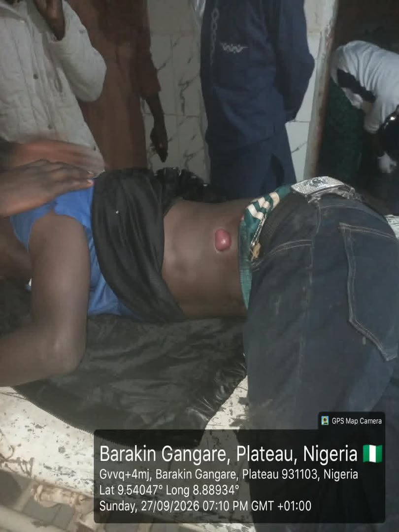 ZagazOlaMakama's tweet photo. Troops rescue 20-year-old Fulani man shot by Berom Militiamen at Rakum Junction in Plateau

By: Zagazola Makama

Troops of Sector 4, Operation Enduring Peace (OPEP), have rescued a 20-year-old Fulani man who was shot by suspected Berom armed assailants at Rakum Junction in Barkin Ladi Local Government Area of Plateau State.

Security sources told Zagazola Makama that the incident occurred at about 6:45 p.m. on Sept. 27, 2026, when troops responded to a report of an attack on a Fulani resident at the junction.

Upon arrival at the scene, the troops found the victim, identified as Ismail Zakaria, a 20-year-old resident of Tafawa village, with a gunshot wound to the stomach.

Preliminary information indicated that Zakaria was attacked at Rakum Junction while returning to his village.

The troops immediately rescued him and evacuated him to Sauki Clinic in Katako town, where he is currently receiving medical treatment and responding to treatment.

Security personnel have commenced efforts to identify, track and apprehend the attackers. 

The incident comes amid heightened security concerns in parts of Plateau State, where isolated attacks and reprisals involving different communities have continued to threaten civilian safety.

The military response prevented the incident from resulting in further harm to the victim and demonstrates the importance of rapid intervention and medical evacuation in responding to attacks along vulnerable routes.
