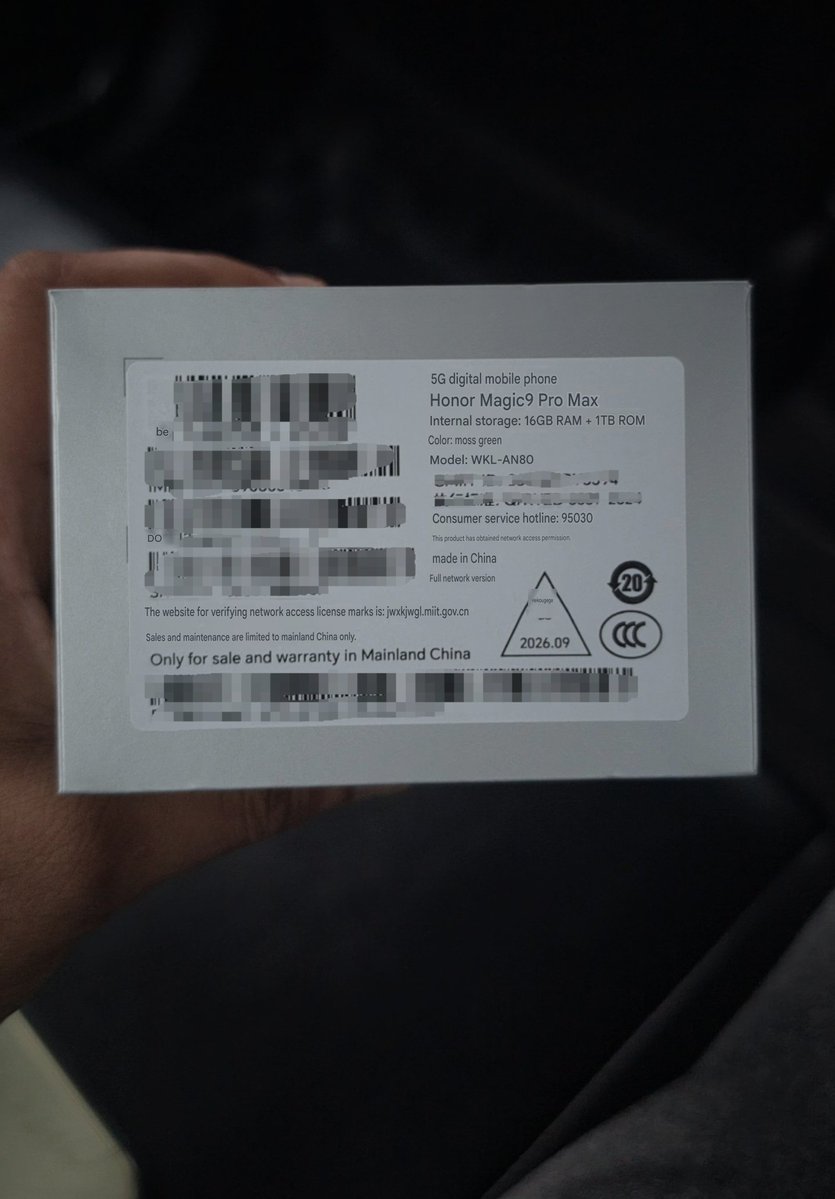 AbrahamDiallo2's tweet photo. Just got the Honor Magic 9 pro max 16+1T storage model.

I’m back with the HONOR family! ❤️

From Samsung S24 Ultra → HONOR Magic V5 → HONOR Magic V6 → Samsung S26 Ultra… and now, back to HONOR with the Magic9 Pro Max. 😎

Looks like I just can’t stay away from HONOR! 😂📱 https://t.co/yNsidsQuR5