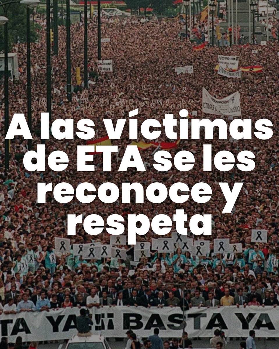 ppandaluz's tweet photo. A las victimas de ETA se les repeta.

¿Por qué Adelante Andalucía invita a Bildu a sus actos y les aplaude? 

Siempre con las víctimas del terrorismo. Memoria, Justicia y Dignidad. https://t.co/AwchuZa1Nf