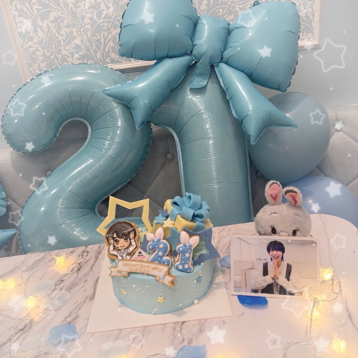 _krkr_keeei_'s tweet photo. ⭐️スーパーキラキラアイドルが爆誕した日⭐️阿達慶くん21歳のお誕生日おめでとう🐰🎂㊗️これからも誰よりもキラキラ輝いて✨誰よりも幸せになりますように🪄💫21歳の慶くんも✨世界で1ばん✨幸せが似合う人です❣️（断言）慶くんの幸せは私の幸せ🙂‍↕️だーーいすき🐰💙
#阿達慶誕生祭 #阿達慶誕生祭2026 https://t.co/tAz63SHGHv