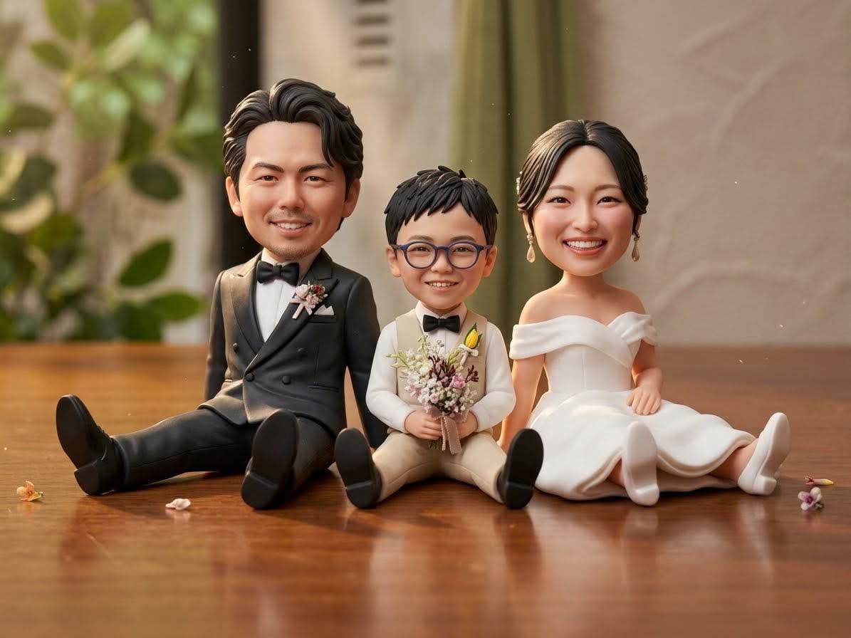 paper0001's tweet photo. 昨日はバイク乗り友人の結婚式
ドレスコードがカジュアル指定だった為
いい年のおじちゃん達は革ジャン革パンブーツで参加‥俺たち以外フォーマルでしたw この年で友人枠での出席があるとは思ってもなかったよw
おめでとうお幸せに！
バーガー入刀はびっくりしたよ https://t.co/Qix2zgFhrn