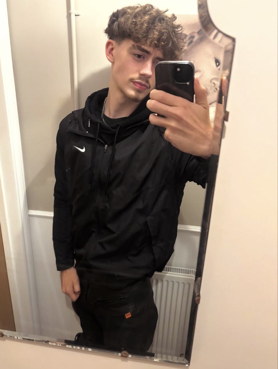 findommasteral's tweet photo. Eating noodles and going hungry to be able to serve me properly sounds normal to me.

In fact, I’d say you deserve it, maybe I’ll see you as more of a person if you go hungry for me…🤤

#findom #finsub #cashsub #cashfag #cashpig #paypig #alpha #onlyfans #unethicalfindom #unethical #pits #biceps