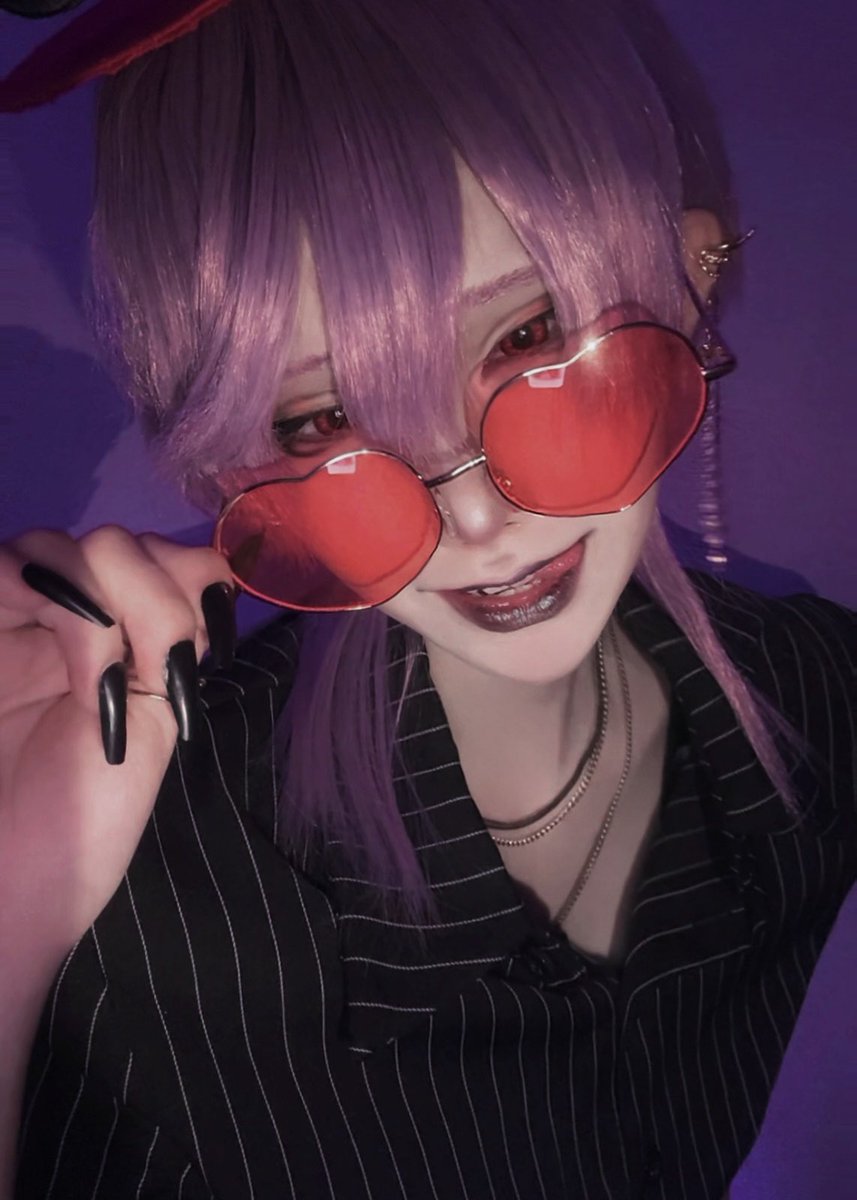 dexd6v's tweet photo. cos valentino🦋
The future of Hell belongs to the V’s. https://t.co/6Ql38SVqb8