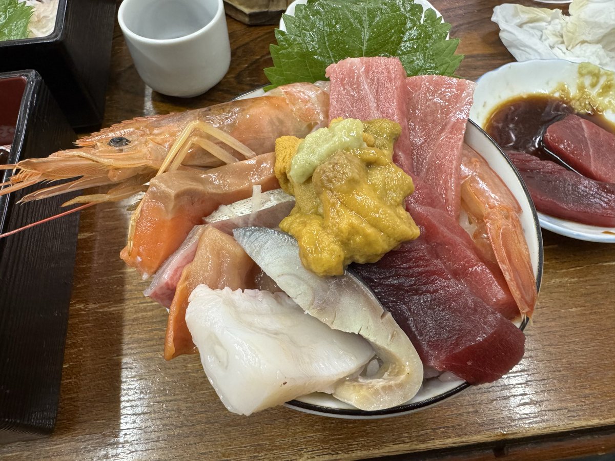 bghmp166ybb2's tweet photo. 2泊目、大間牛がやばかった。

今夜は大間産生本マグロと大間牛で大優勝😊😊😊 https://t.co/TXGbzi9sqa