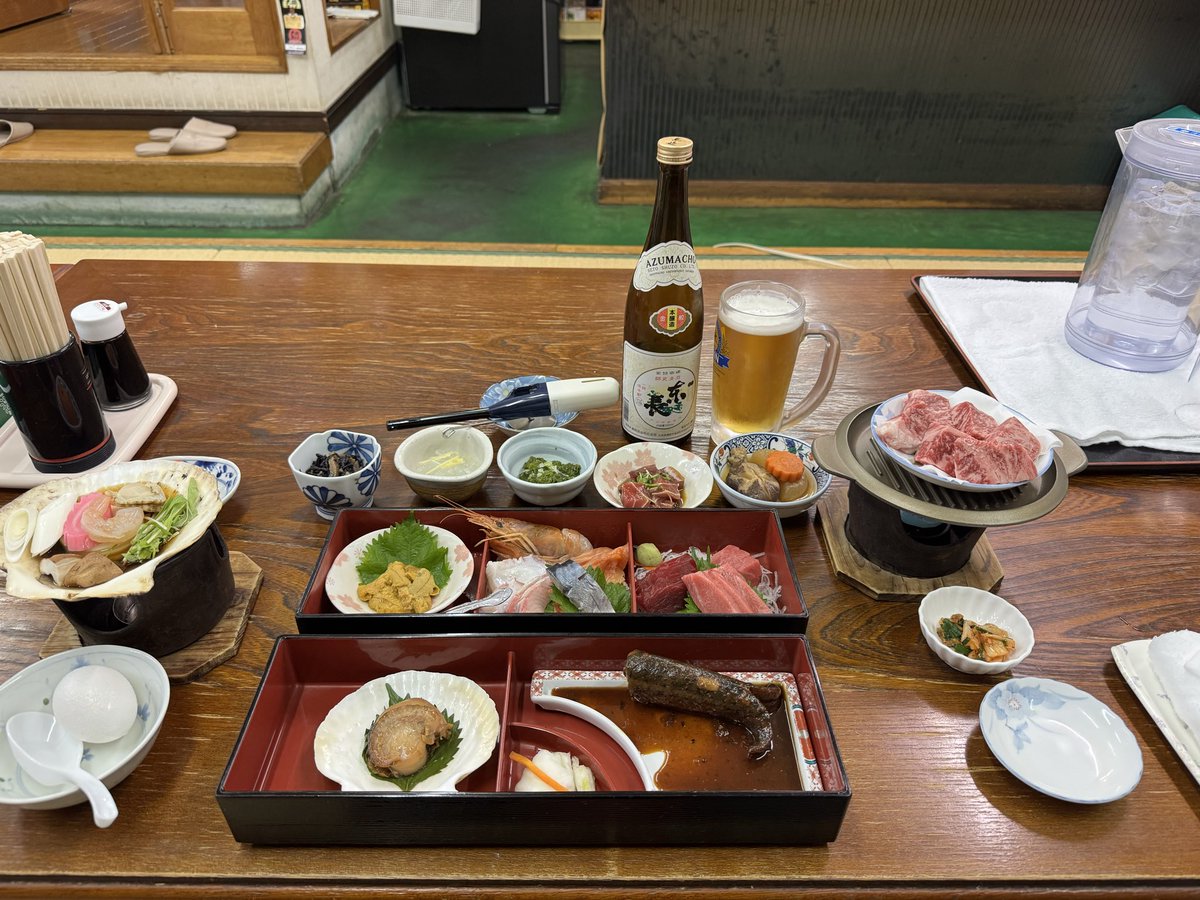 bghmp166ybb2's tweet photo. 2泊目、大間牛がやばかった。

今夜は大間産生本マグロと大間牛で大優勝😊😊😊 https://t.co/TXGbzi9sqa