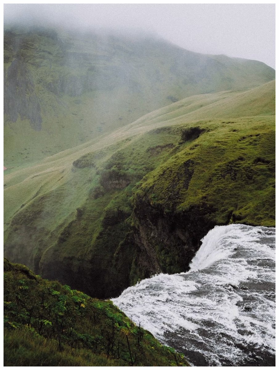 flower6260's tweet photo. Iceland https://t.co/UnL0NjFtu8