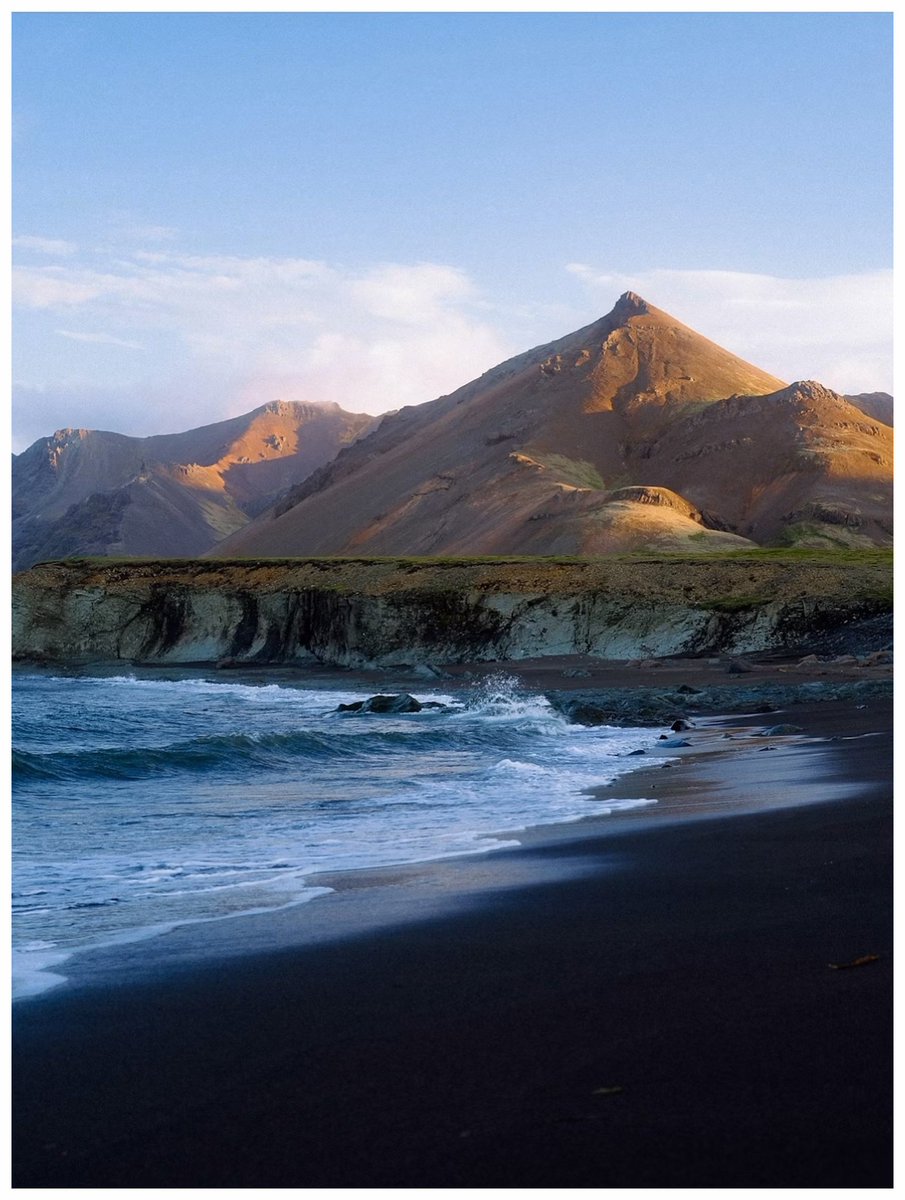 flower6260's tweet photo. Iceland https://t.co/UnL0NjFtu8