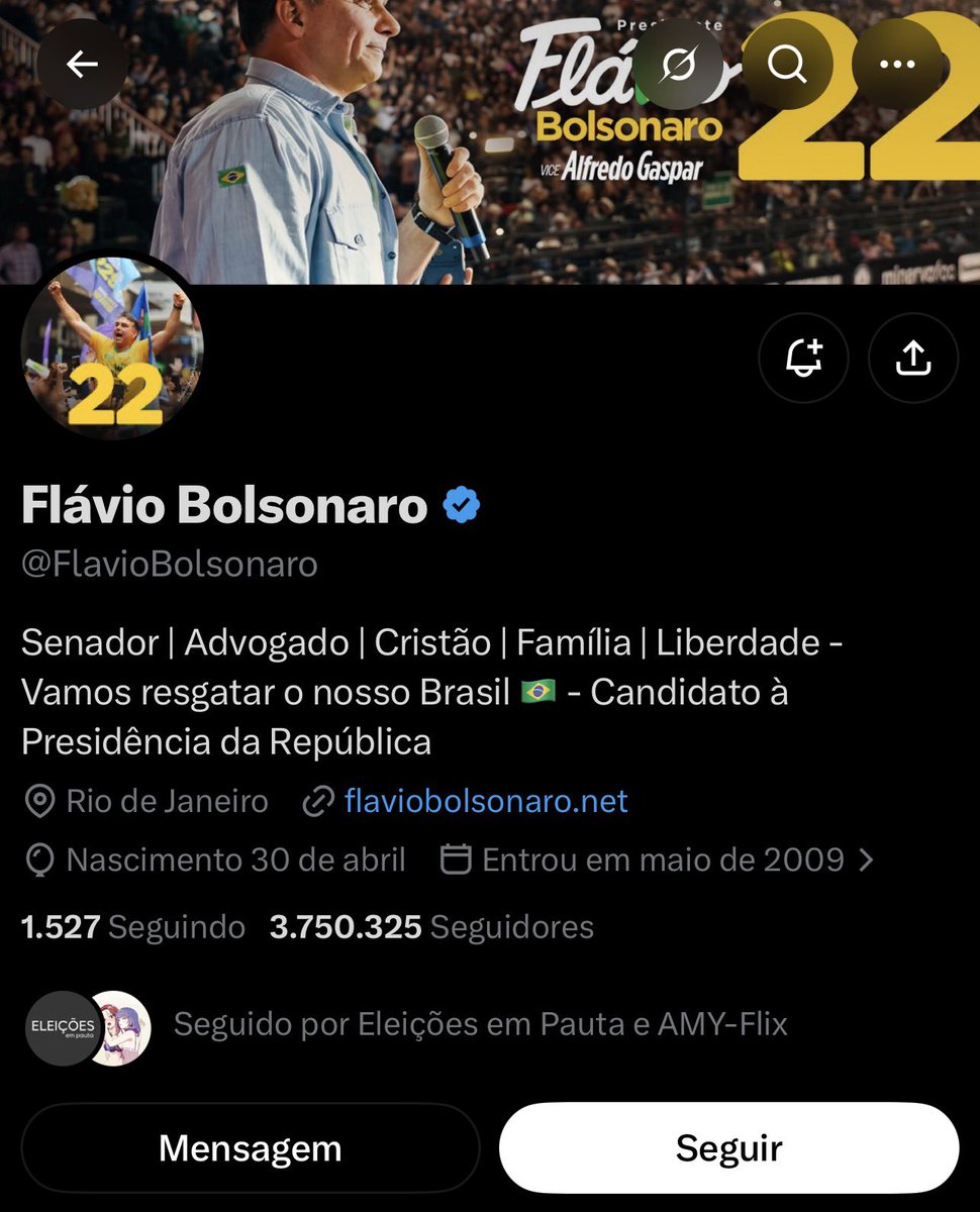 camilanizer's tweet photo. Morrendo com a dona (ou dono) da AmyFlix seguindo toda a família Bolsonaro e tirando dinheiro de assinatura das sapatonas fãs de GL com site pirata https://t.co/N4wRRBcdm6