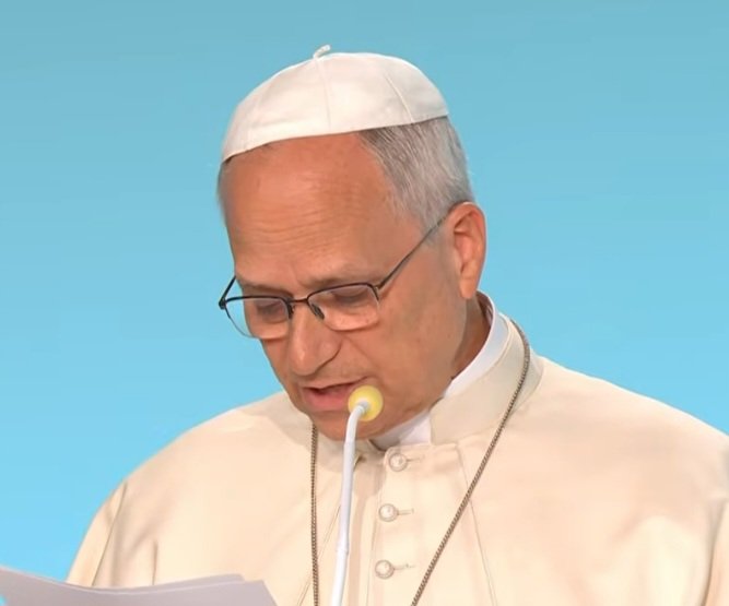 CatholicArena's tweet photo. 'The search for peace in Europe, as throughout the world, must not be confused with a naïve form of pacifism. 

On the contrary, Schuman’s words are more relevant than ever: “World peace cannot be safeguarded if constructive efforts are not made commensurate with the dangers that threaten it.” 

Pope Leo XIV