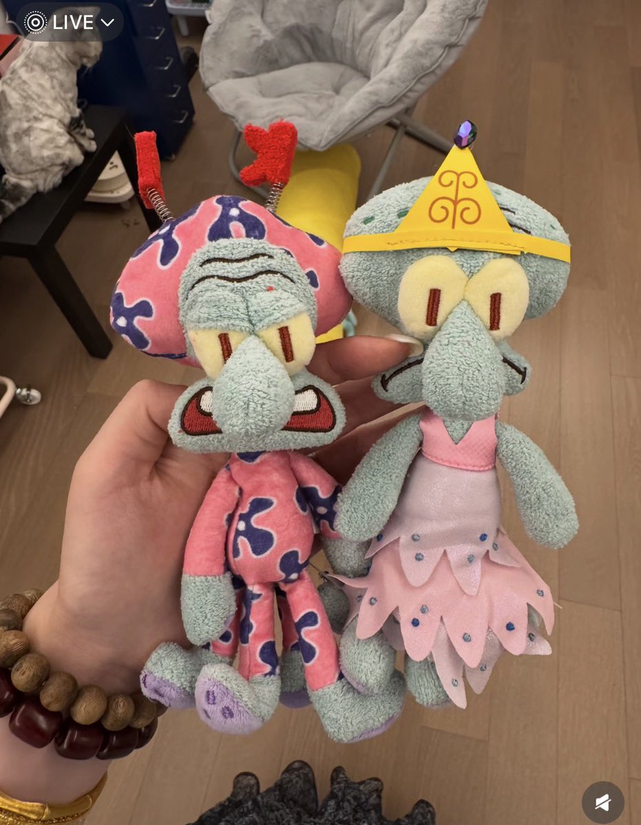 cokiesandream's tweet photo. squidward
https://t.co/GAiL6QqPBU https://t.co/eb3PfKdH1u