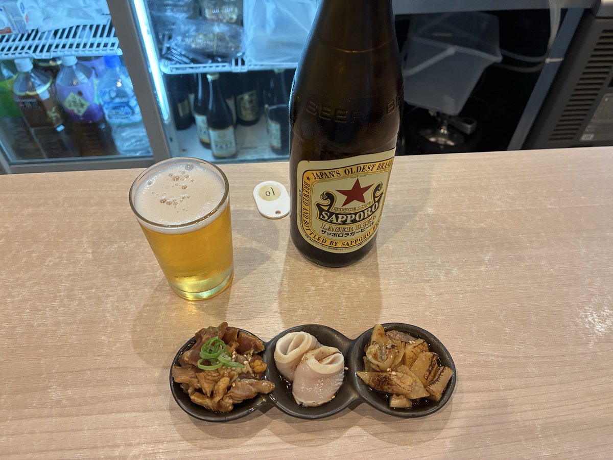 mountain_ml's tweet photo. 鶏刺しー https://t.co/wzJf6g5yey