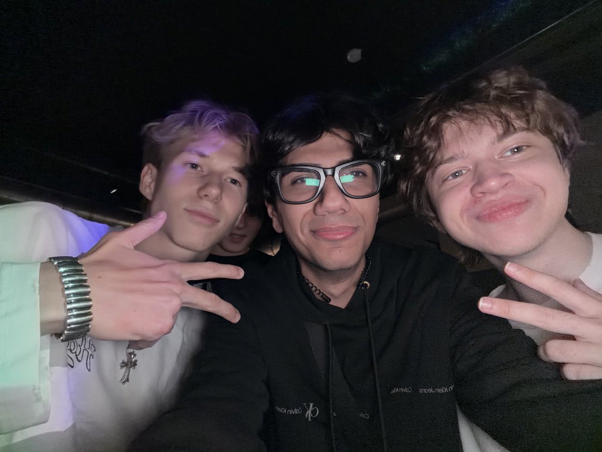 At0m_GG's tweet photo. Thank you Fortnite ❤️ https://t.co/EL6yvV3Qh7