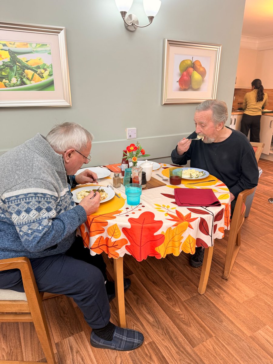 CHNursinghome's tweet photo. Lunch was enjoyed between Luis and Paul over in Harmony House, while Peter had found a comfortable chair by the window and was getting on with his book. 🚌
#Frome #Somerset #CareHome #Caring #Responsive #continuationoflife https://t.co/UjzU7AAXoy