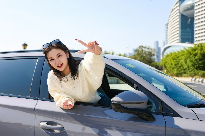 SageMohan's tweet photo. Just passed my road test with zero mistakes!  Who knew parallel parking could feel like winning the lottery Huge shoutout to my patient instructor for not ditching me mid-lesson. #DrivingWin #NewDriverLife， https://t.co/kpiDm4E3dX