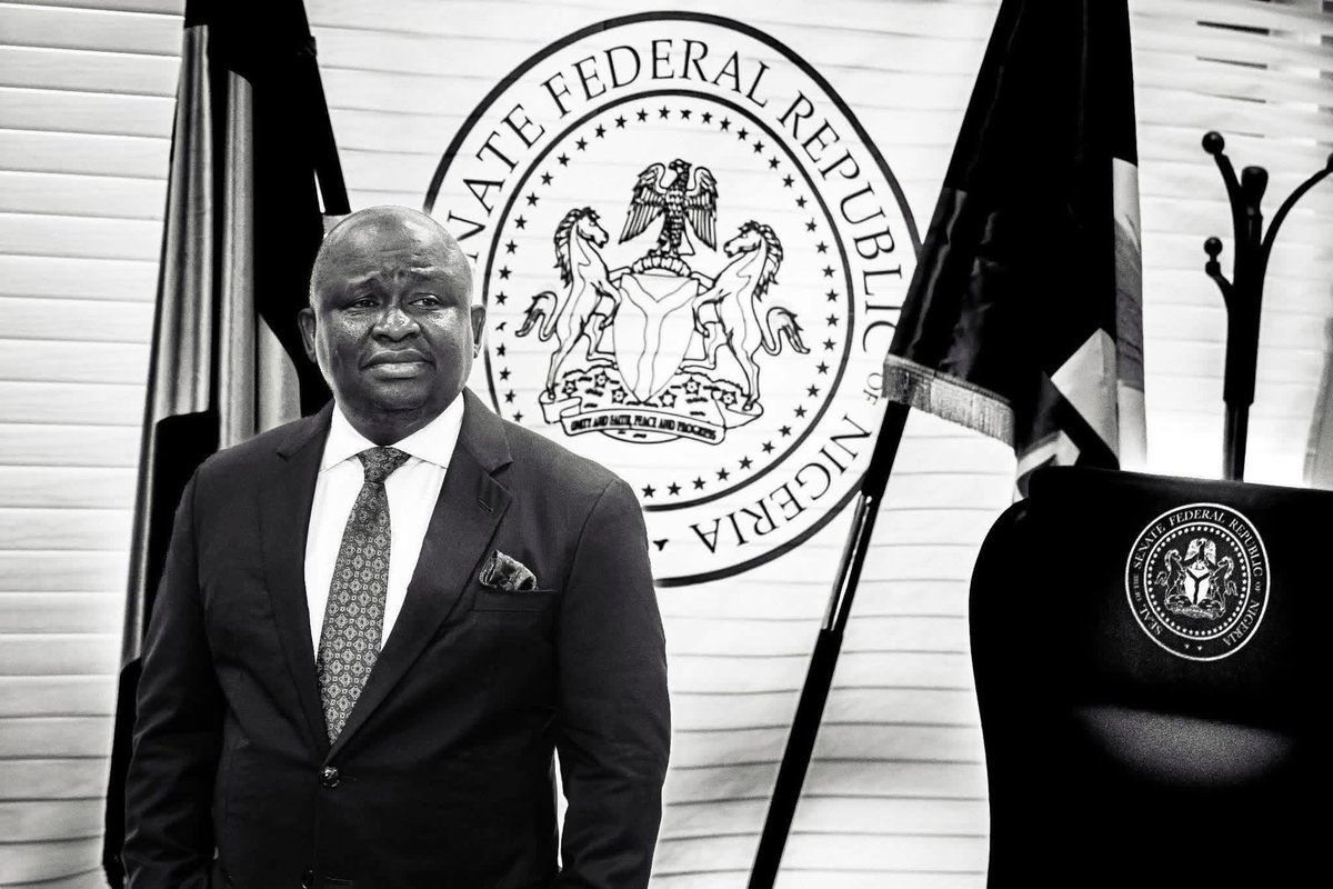 TaoFeek182's tweet photo. The Ogun Apc gubernatorial candidate, Senator Adeola Solomon Yayi, has unveiled his mission to transform Ogun State under the theme ITESIWAJU. 

ITESIWAJU highlights the vision to build on progress already made and continue moving Ogun State forward. 

I - Infrastructure Development 

T - Tourism & Creative Arts

E - Education & Human Capital Development 

S - Security & Law Enforcement 

I - Inclusive Health & Wellbeing

W - Women's Poverty Alleviation, Youth & Sports Development 

A - Agricultural Transformation 

J - Job Creation & Industrialization

U - Urban Renewal, Environmental Sustainability & Physical Planning. 

Yayi’s ITESIWAJU presents a broad vision for the next phase of Ogun State’s development. 🤝

Ogun2027