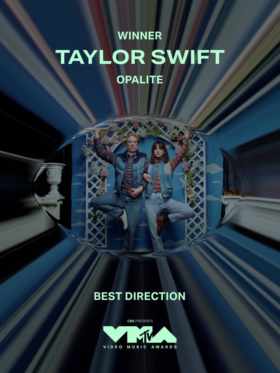 ITZSOLLYY's tweet photo. DIRECTOR TAYLOR SWIFT WON AGAIN SICK OF HER WINNING EVERYTHING BUT DESERVED BANTER 😭🏆  #taylorswift #VMAs https://t.co/mAYvdoN7hH