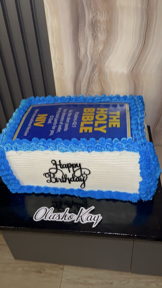 NourishbyCareW's tweet photo. POV: You just found the Bible cake you didn’t know you needed 📖🎂✨

Would you eat it or just admire it? 👀😂

NourishbyCarewealth — Hospitality made with care. 💜

#BibleCake #CakeLovers #CustomCakes #CakeDesign #NigerianBakers #LagosBakers #CakeInspiration #NourishbyCarewealth https://t.co/KqzU5IUD8N