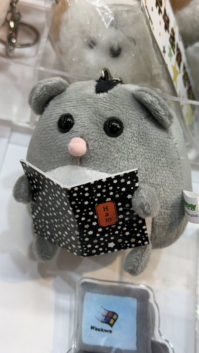 my_wzd's tweet photo. 한복입은 햄스터보고 햄버거먹고 할머니 뵙고왔다
도파민의 나날 https://t.co/UMCtZGwdRg