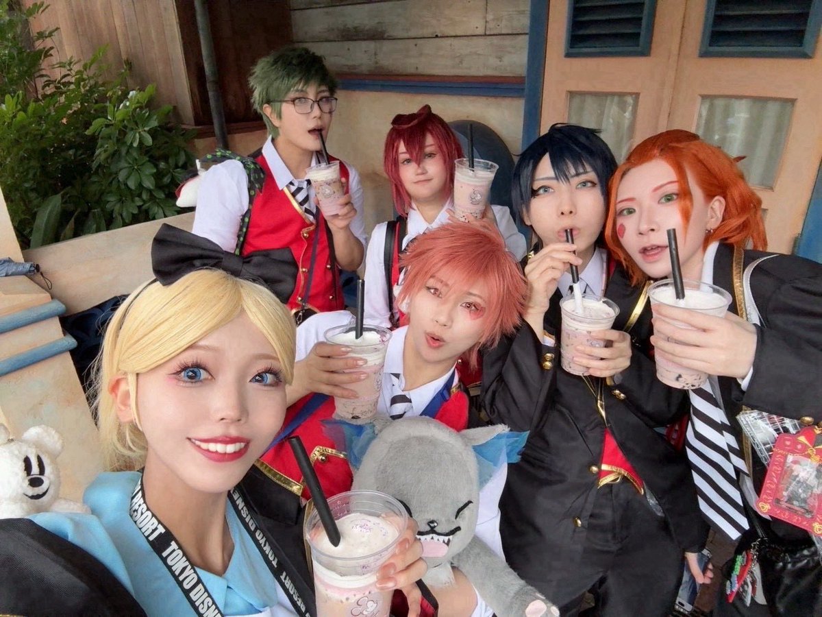 Lenya002's tweet photo. うちの寮生＋輝ける🎀＋グリちゃん、ほんまに可愛いだけでなくオモロメンバーで最高だった🥰
来年も軽率に誘っても許してね💋 https://t.co/cvuAisZyV9