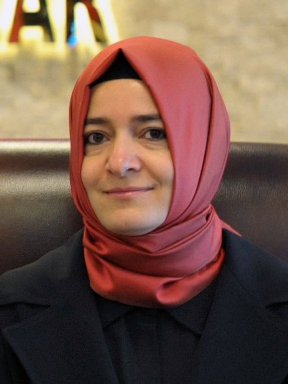 MilliyetciX's tweet photo. Yavuz Ağıralioğlu:

"Başörtüsü yasağını çözdük’ diyerek gurur duydunuz. Başörtülü bakanınız milleti soydu." https://t.co/FyPybdkK6q
