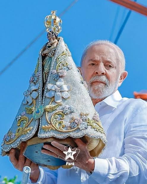 NP__Oficial's tweet photo. Com eleição podendo ser decidida no primeiro turno, Lula descola de Flávio Bolsonaro e lidera o 1º turno, indica pesquisa Nexus/BTG

Lula - 42%
Flávio Bolsonaro - 37% https://t.co/RGEGitJE4v