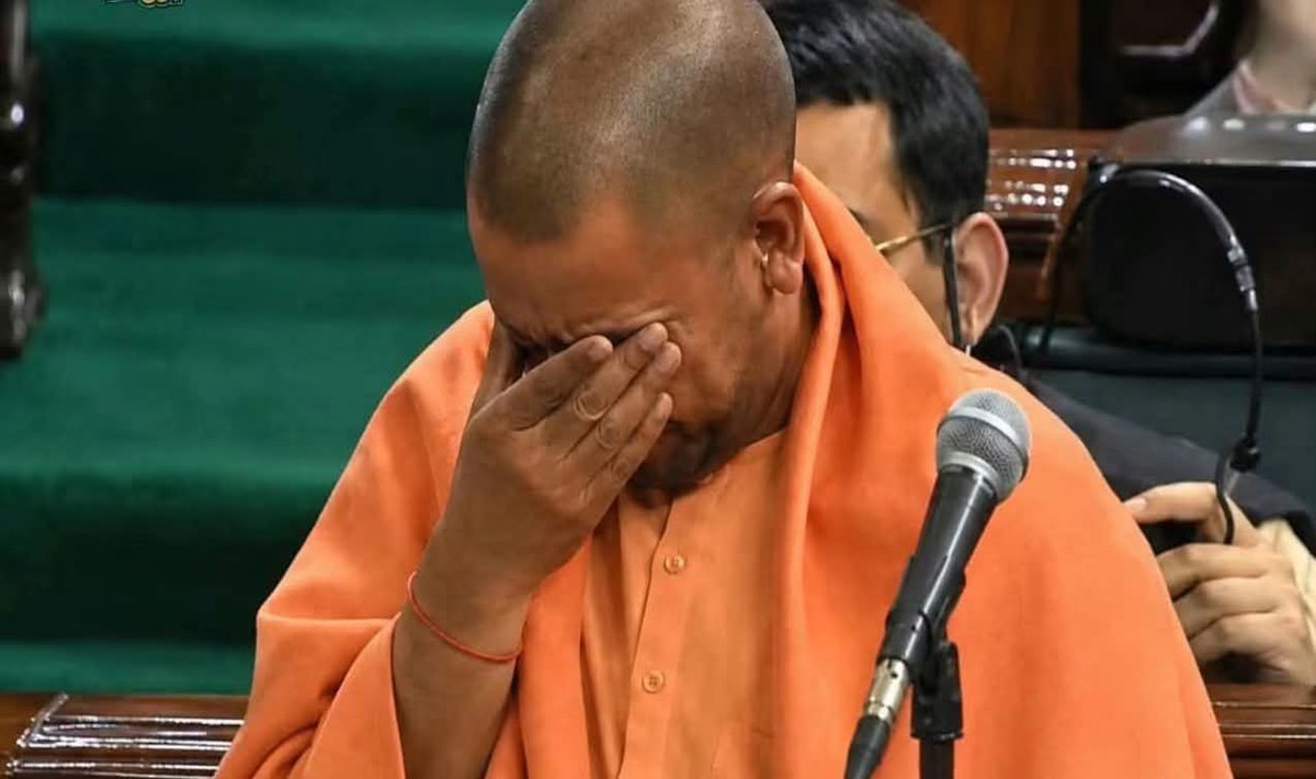 yadavalok_1's tweet photo. बिहार जितवा लिया 
बंगाल जितवा लिया 
हरियाणा जितवा लिया 
महाराष्ट्र जितवा लिया 

जब मेरी जीतने की बारी आई तो ज्ञानेश कुमार की पोल खुलवा दिया..🥺 https://t.co/DWRXDxNSos