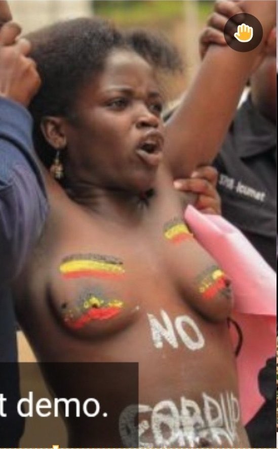 MGodwinR's tweet photo. But also what kind of struggle and activism is this ?? 🤔
This girl is just out of her senses https://t.co/2iOCpNH1pF
