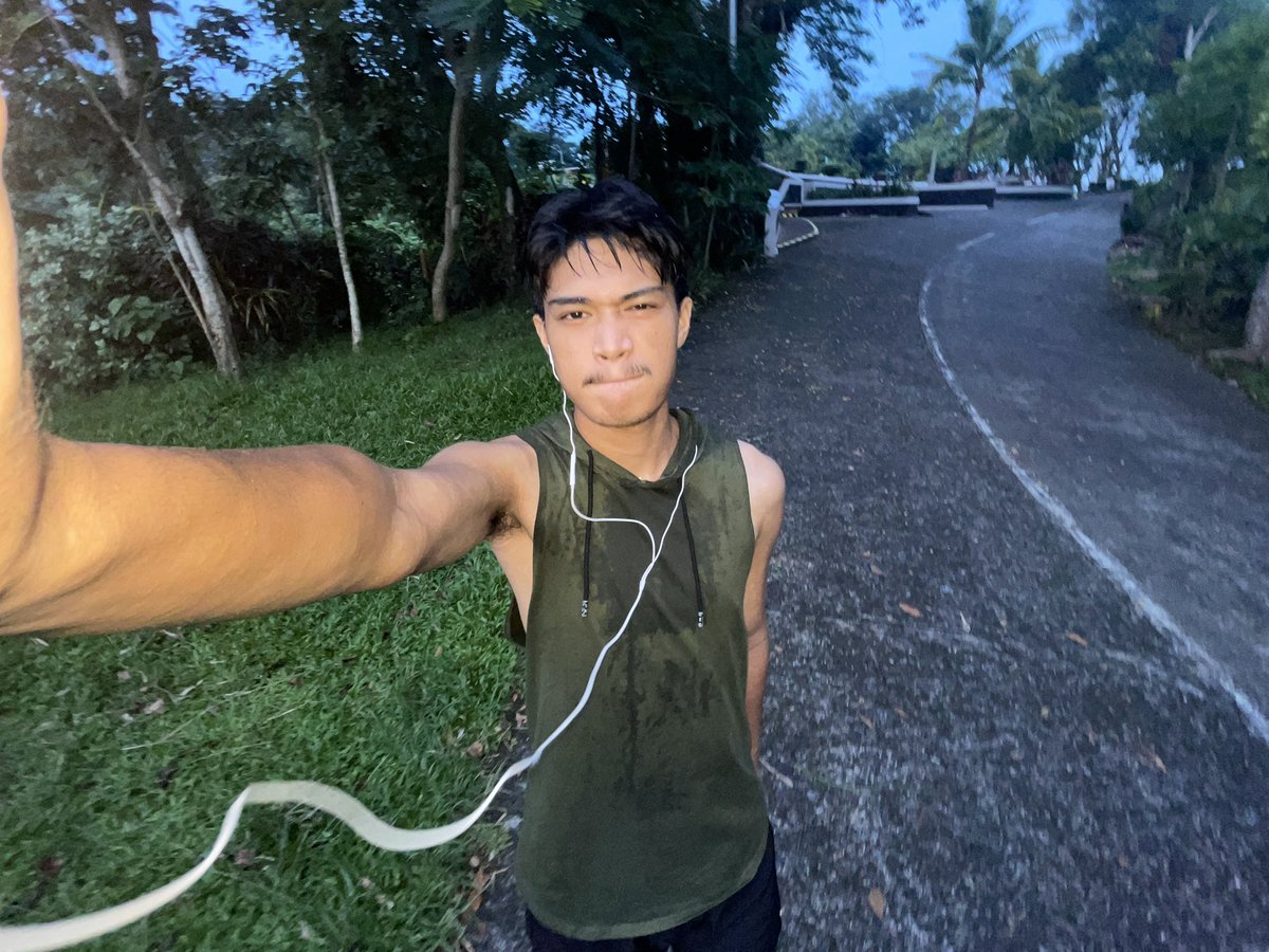 giologyyy_'s tweet photo. Jog-olin mo’ko https://t.co/vecksfljf8