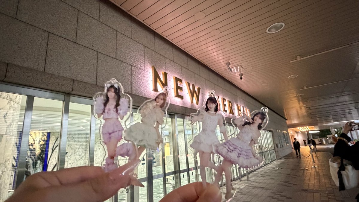 sanyan____'s tweet photo. スペライ東京♡🎶
1部2部共に同列であまりにも近いし、本当に致死量のファンサで、、、召されてきた。。。
（カンペついに覚えた）

いつもたくさん幸せにしてくれてありがとうダイスキ(T ^ T)(T ^ T)💞

#さなぼいす https://t.co/gnUzkm2jP3