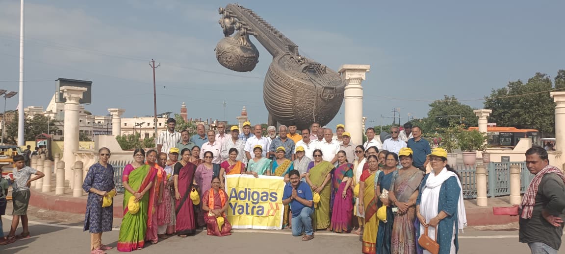 adigasyatra's tweet photo. Adiga Yatra | ಅಯೋಧ್ಯೆಯ ಲತಾ ಮಂಗೇಷ್ಕರ್ ಚೌಕ್ದಲ್ಲಿ
ಅಡಿಗಾಸ್ ಯಾತ್ರಿಕರು
#adigas #adigasyatra #Ayodhya #lathamangeshkarchouk #travelagency #travelling #customisedtour
ಹೆಚ್ಚಿನ ಮಾಹಿತಿ ಹಾಗೂ ಬುಕ್ಕಿಂಗ್ಗಾಗಿ ಸಂಪರ್ಕಿಸಿ:
📱 7022259008 /9449478944
Our Website👉 https://t.co/nnlLWQFGP9 https://t.co/yaSCT3c8ms