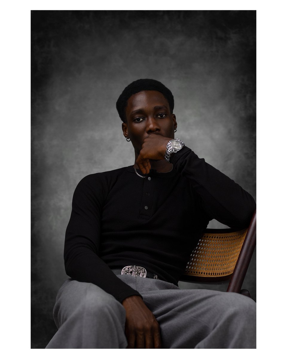 mofethegrapher's tweet photo. @abazwhyllzz I create portraits that command attention. https://t.co/KsToebNM2U