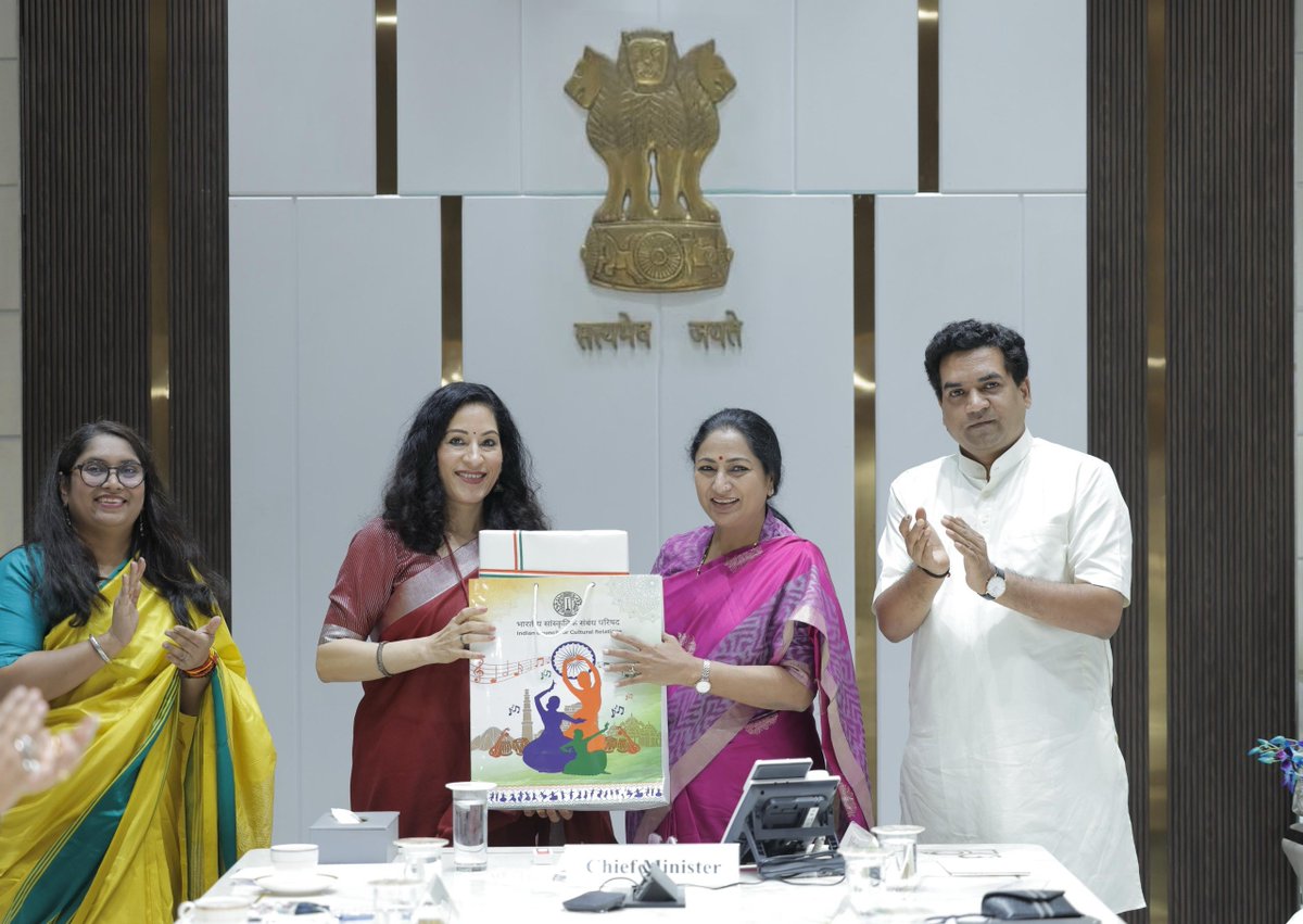 CMODelhi's tweet photo. In the presence of Chief Minister Smt. Rekha Gupta, Delhi Government and the Indian Council for Cultural Relations (ICCR) signed an important MoU today. The partnership will connect Delhi’s artists, writers, scholars and cultural institutions with global platforms, while creating new opportunities for cultural exchange with international artists.

Cabinet Minister Shri Kapil Mishra and members of ICCR were also present.

@KapilMishra_IND 

#ViksitDelhi
