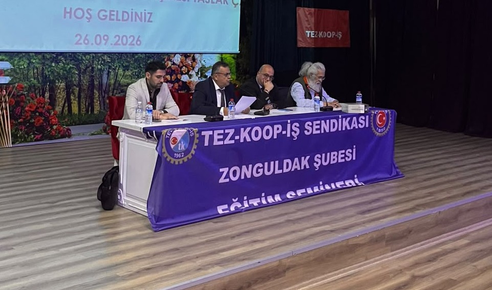 tezkoopissndk's tweet photo. Kastamonu Üniversitesinde çalışan üyelerimize yönelik eğitim çalışması, 26 Eylül 2026 tarihinde gerçekleştirildi. Eğitim seminerine Sendikamız Genel Eğitim Sekreteri Sebahattin Şen, Zonguldak Şube Başkanı Fatih Cevizdibi, Av. Dr. Murat Özveri, Toplu İş Sözleşmesi Uzmanı Barış Yılan ve üyelerimiz katıldı. @kastamonuunv https://t.co/1xrD3TqIIn