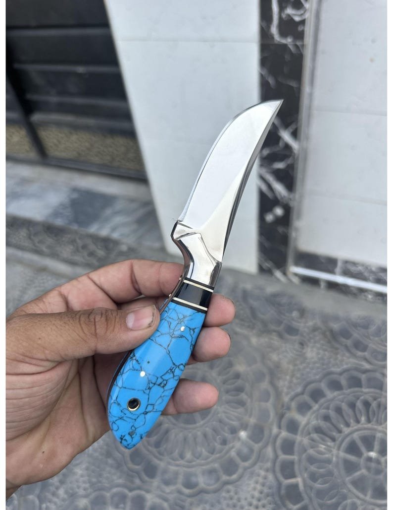 thevikingblade's tweet photo. Handcrafted high-carbon steel skinner knife with a distinctive turquoise handle. Made for those who appreciate traditional knife craftsmanship, rugged materials, and unique handmade designs.
https://t.co/11pphj2f8o
#SkinnerKnife #HandmadeKnife #CarbonSteel #TurquoiseHandle #TheVikingBlade