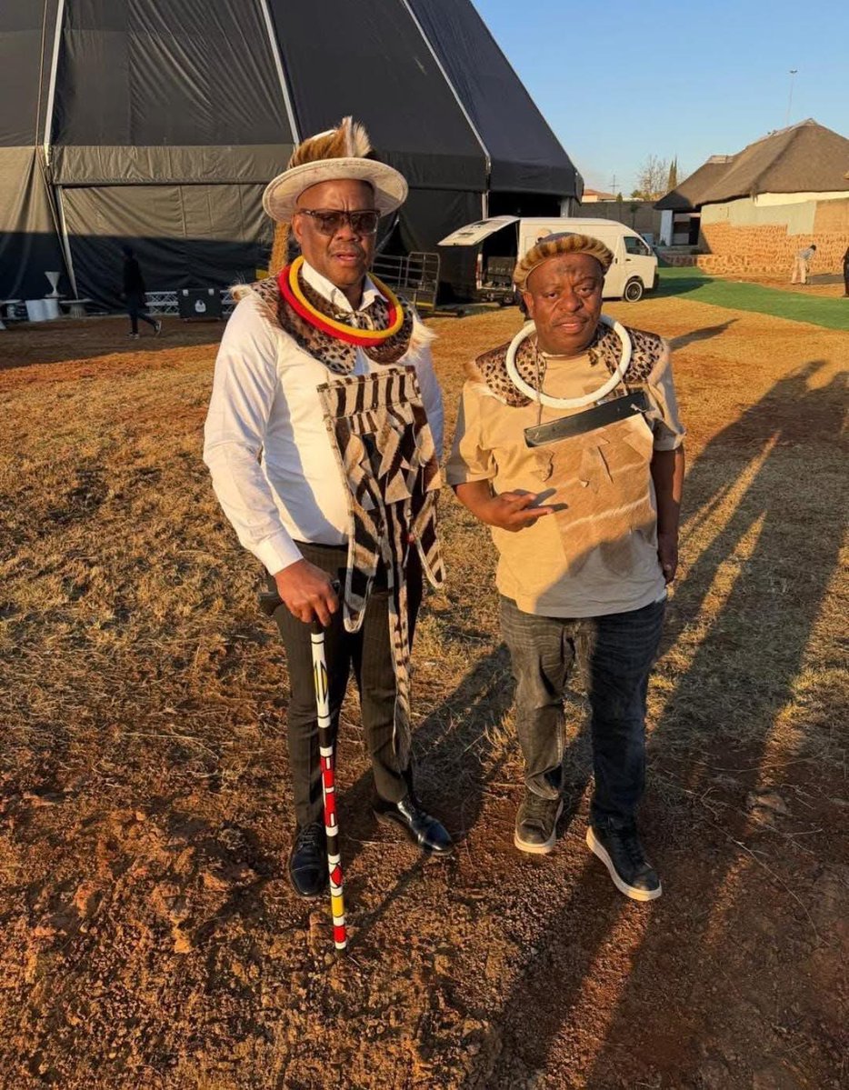MasilelaDr's tweet photo. SIU and SARS...are coming for you. . . https://t.co/AeuO6CHqal