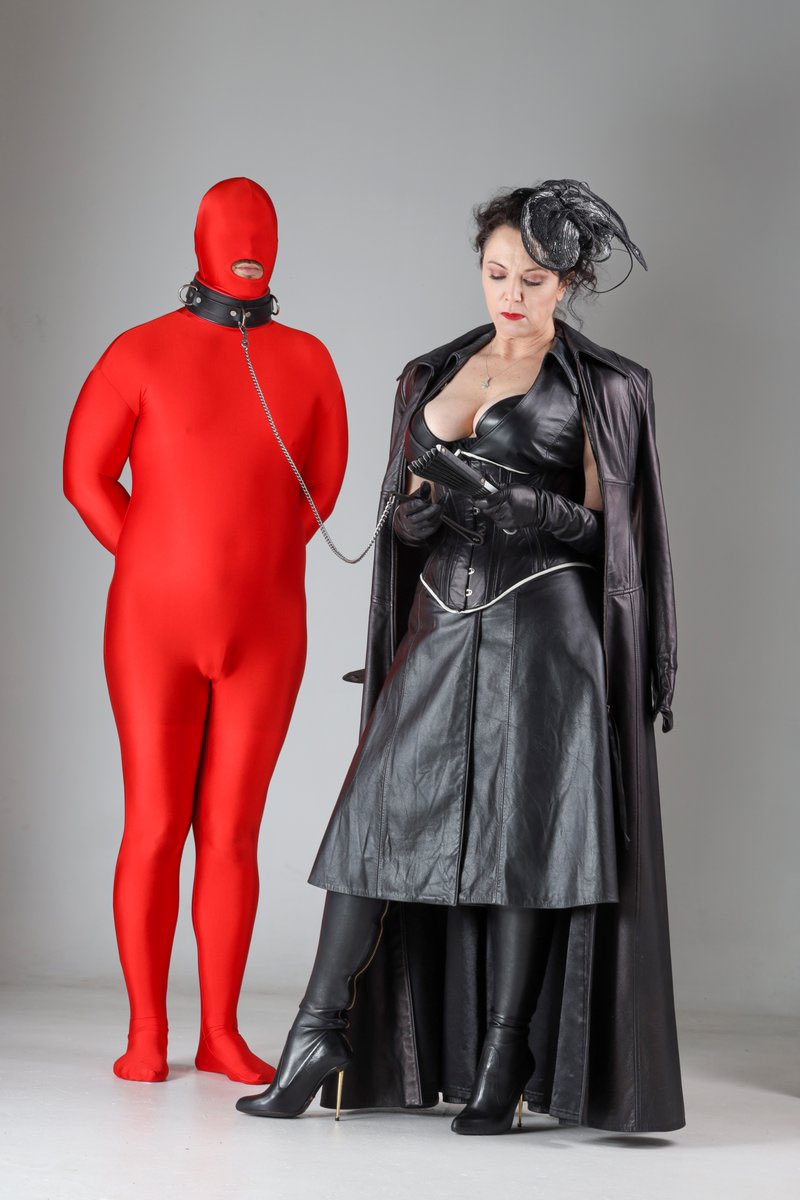 msservalan__'s tweet photo. How much leather is enough leather? https://t.co/uOw00quujS
